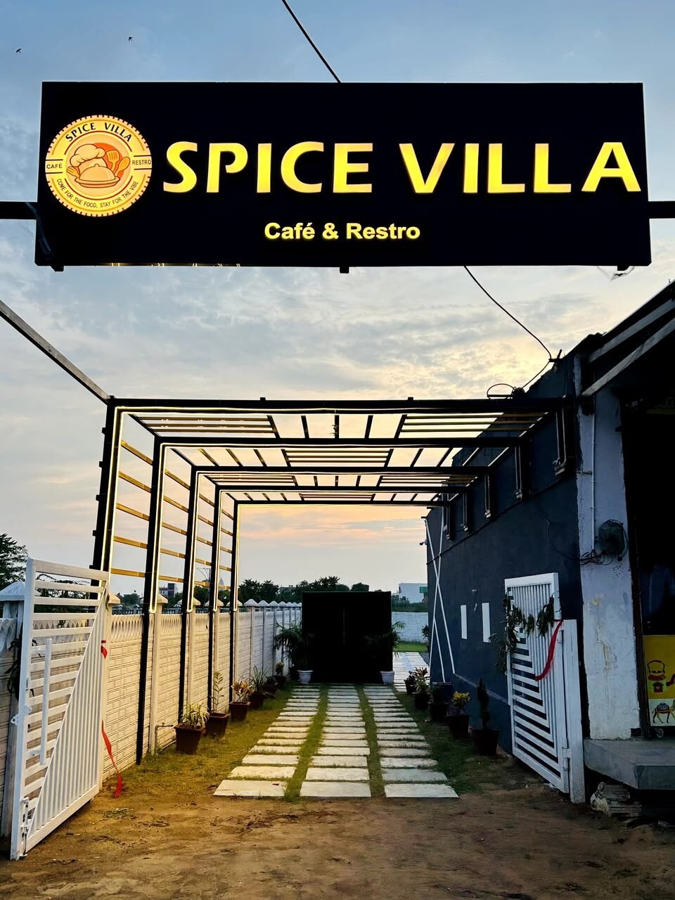 Spice Villa Café & Resto entrance walkway